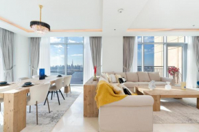 Spacious & Amazing 3 BR Penthouse Burj Khalifa View
